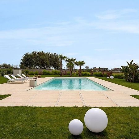 Villa Paradiso With Private Pool, Bbq Area, Huge Garden And Free Parking Модика Екстериор снимка