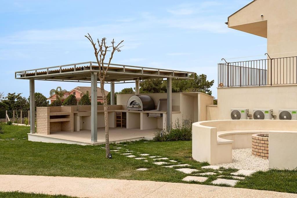 Villa Paradiso With Private Pool, Bbq Area, Huge Garden And Free Parking Модика Екстериор снимка